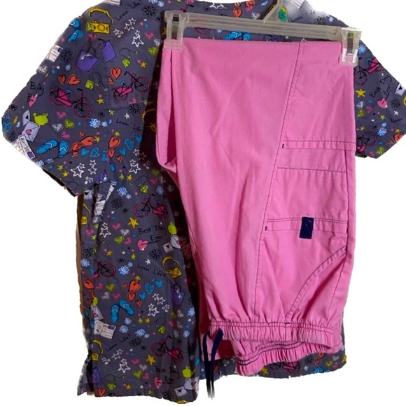Scrub 2️⃣ Piece Set SCRUBSTAR Top & Drawstring Pants Size Medium 2 Piece Set - Picture 3 of 7
